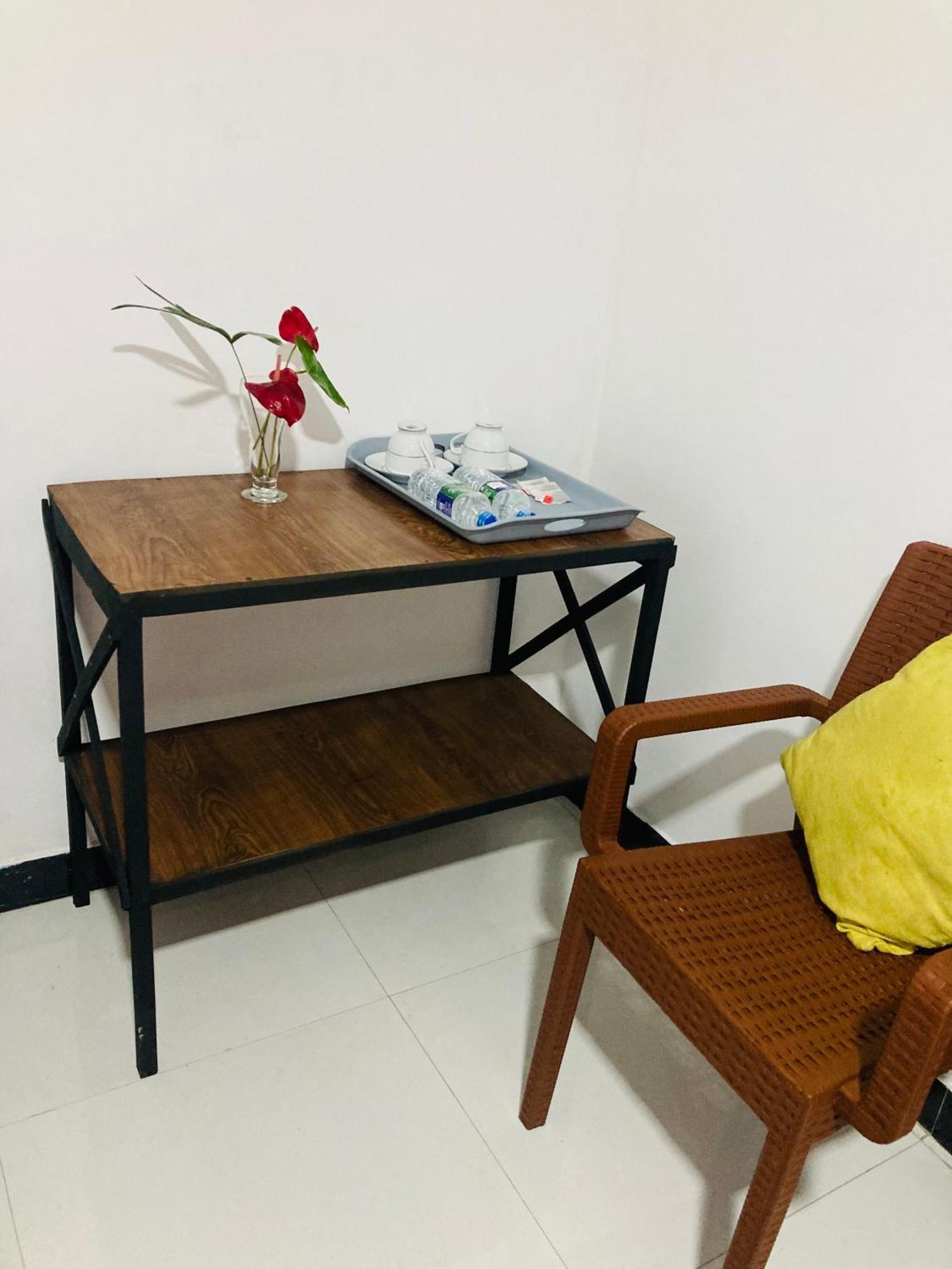 Malee Homestay Polonnaruwa Bagian luar foto